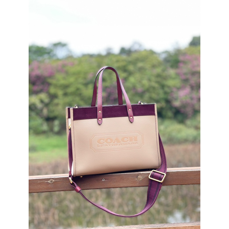 Túi Coach Field Tote da thật