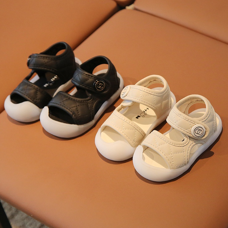 Sandal Bé Trai Bé Gai 1-4 Tuổi Đế Nhựa Dẻo Chống Trượt trần chám Dễ Thương