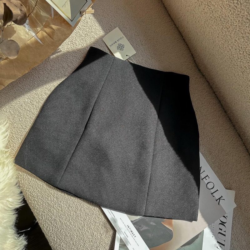 KELLY SKIRT/ CHÂN VÁY NGẮN LƯNG CAO TÔN DÁNG THANH LỊCH NỮ TÍNH