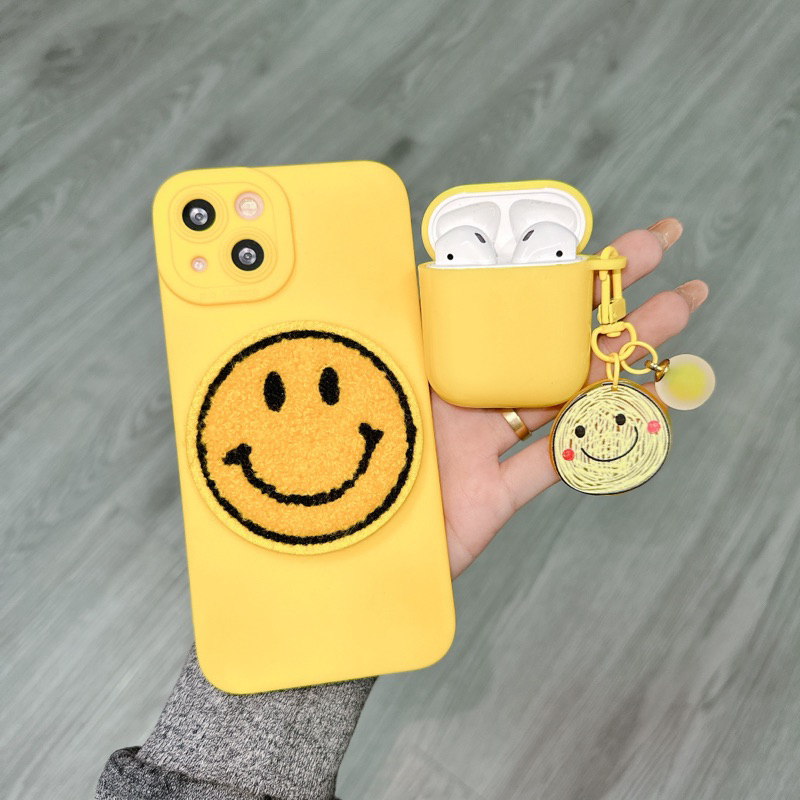 Full combo ốp lưng + bọc tai nghe air pod màu vàng hoạ tiết mặt cười vải thêu dành cho ip - TENCASESHOP