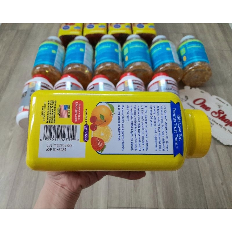 Kẹo dẻo bổ sung vitamin L'il Critters Gummy Vites cho bé 300 viên của Mỹ