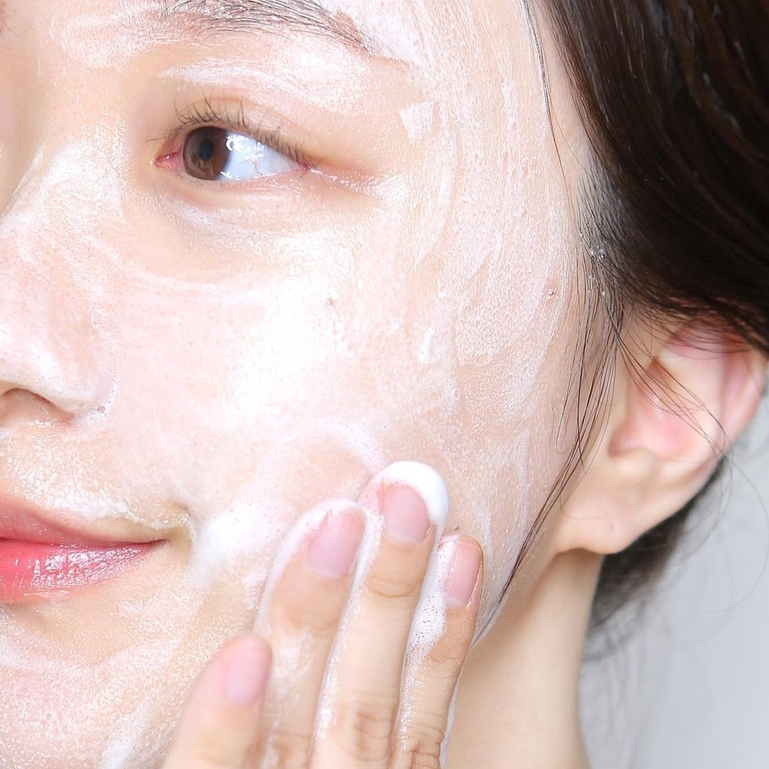 Sữa kem rửa mặt Gạo ABOUTME