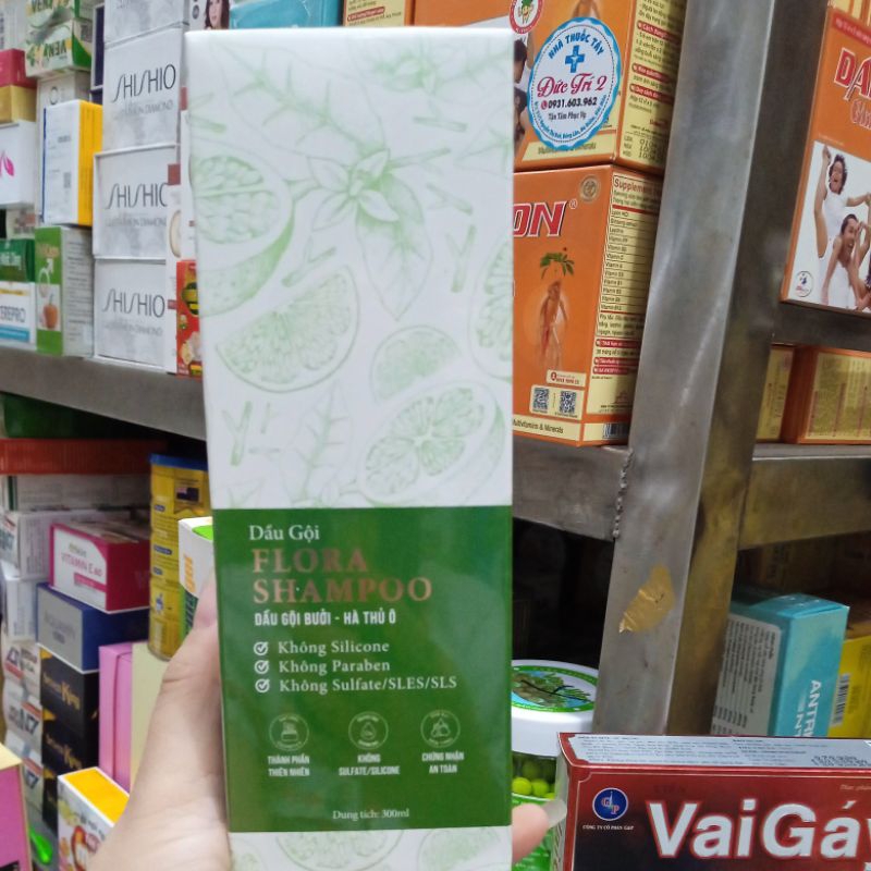 dầu gội buoi ha thủ ô