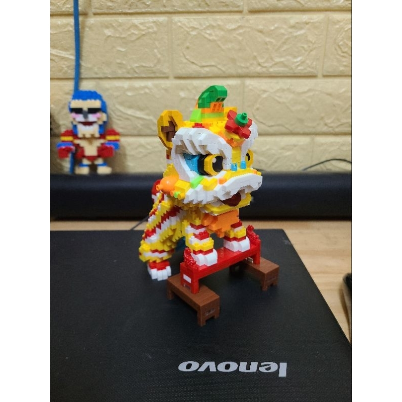 Đồ Chơi Lắp Ráp LeGo Mô Hình Con Lân Vàng Hàng Đẹp Side Vừa  Tặng Búa Nhựa