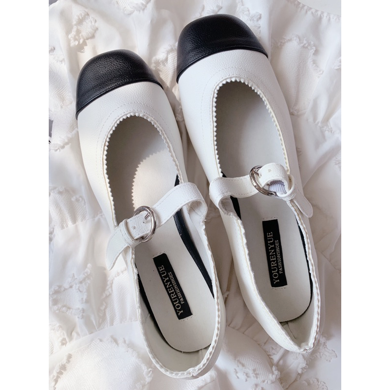 Giày Mary Jane size 38.