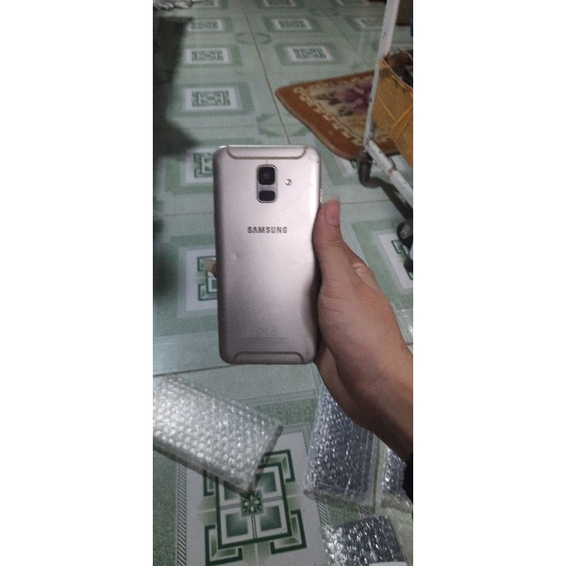 Điện thoại sam sung a6