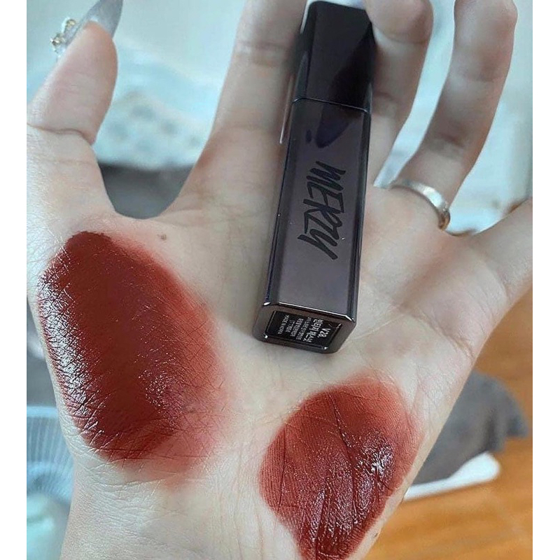 Son merzy vỏ đen kem lì