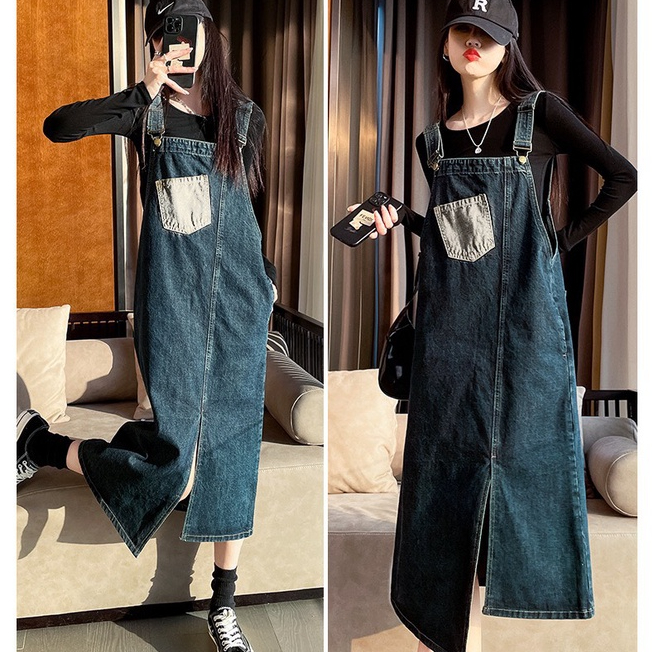 Váy Yếm Jeans Nữ Túi Ngực Xẻ Vạt Lệch Dáng Dài 2 Màu
