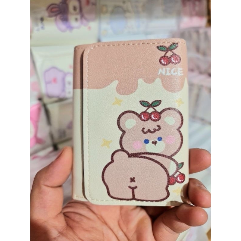 Ví gấp 3 gâú dâu, sanrio có cúc bấm cute đáng yêu