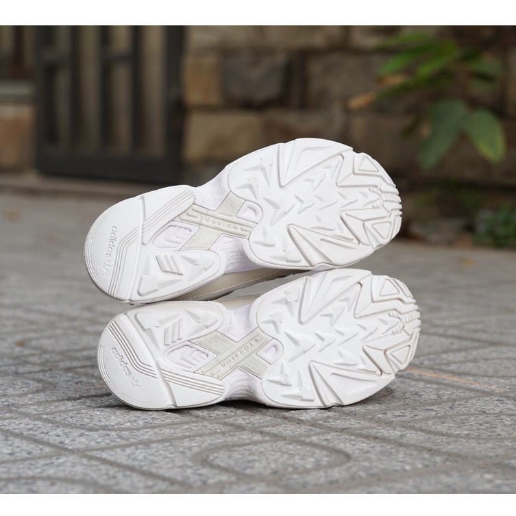 Giày Thể Thao ADIDAS FALCON CRYSTAL WHITE B28128 CŨ CHÍNH HÃNG