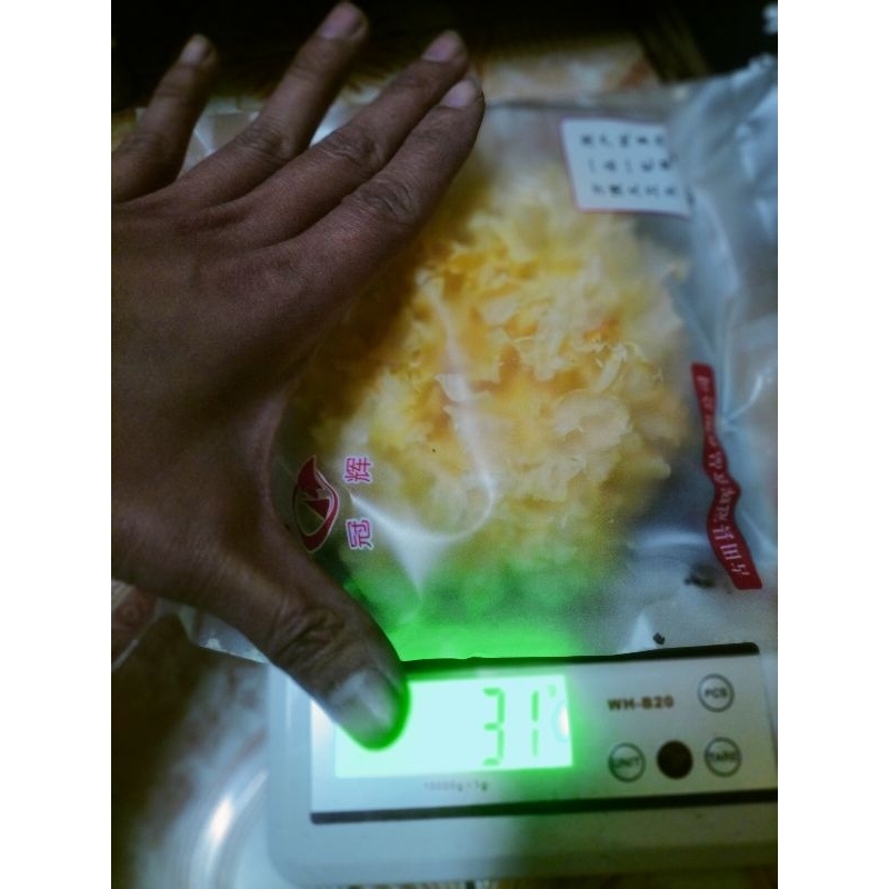 Nấm tuyết khô  nguyên bông to loại đẹp