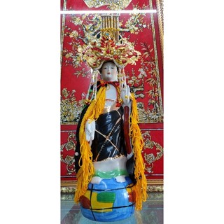 Tượng mẹ diêu trì cao 66 cm và áo mão.