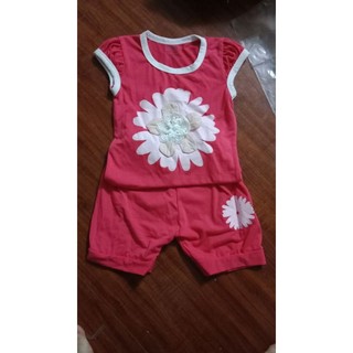 Bộ hoa cúc xả lỗ