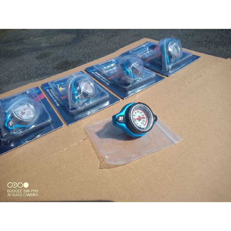 Nắp két nước làm mát động cơ  Pajero V31 V32 V33 V43 V45 V46 MB660735