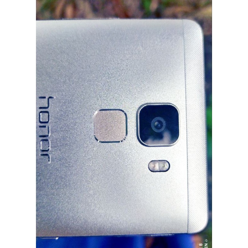 Điện thoại Huawei Honor 7 bản 64GB, màn hình 5,2 inch, 2 sim 4G, Camera 20MP, vỏ kim loại, vân tay