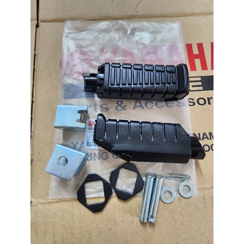 Bộ Gác Chân Sau Form Spark135