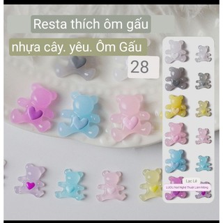 Charm gấu nhựa ôm tim trang trí móng tay