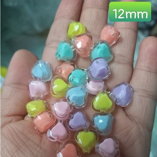 1 Hạt nhựa trái tim màu trong nhân đủ màu dùng làm Trang Sức Thời Trang size 12-17mm