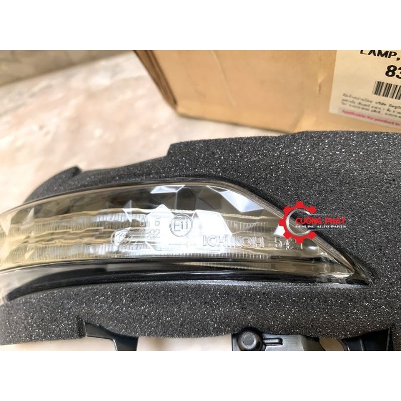 Đèn xi nhan gương Mitsubishi Triton, Pajero Sport 2019 mã bên lái 8351A093