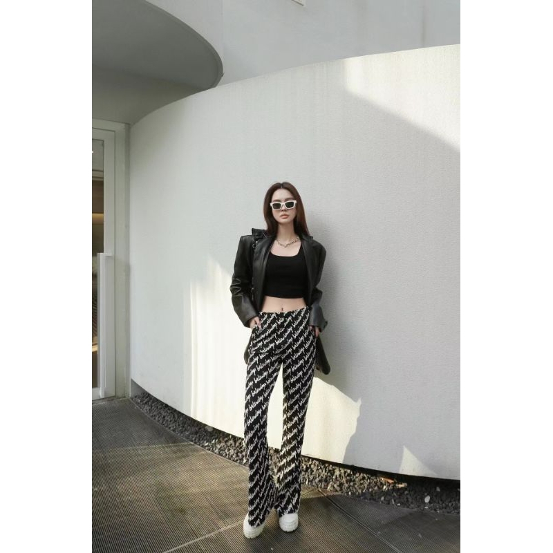 Quần Balenciaga 03.2023.