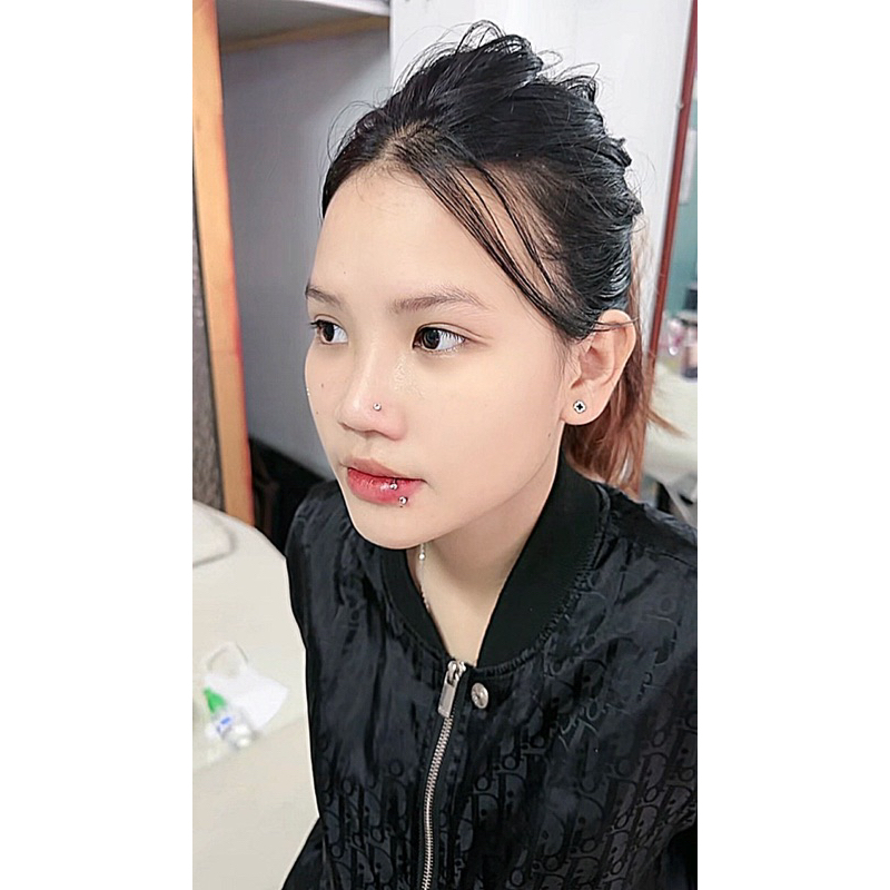 Khuyên chữ U đá trấu siêu sáng đeo được cho môi , tai , septum