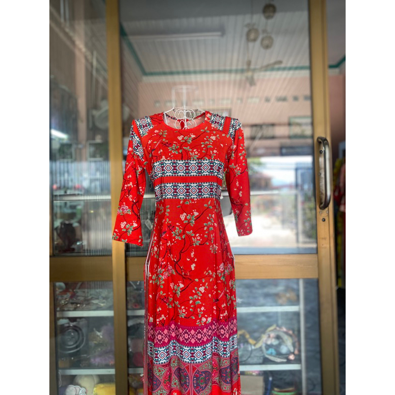 áo dài lụa thổ Cẩm phối hoa văn mới 90% đổ lên