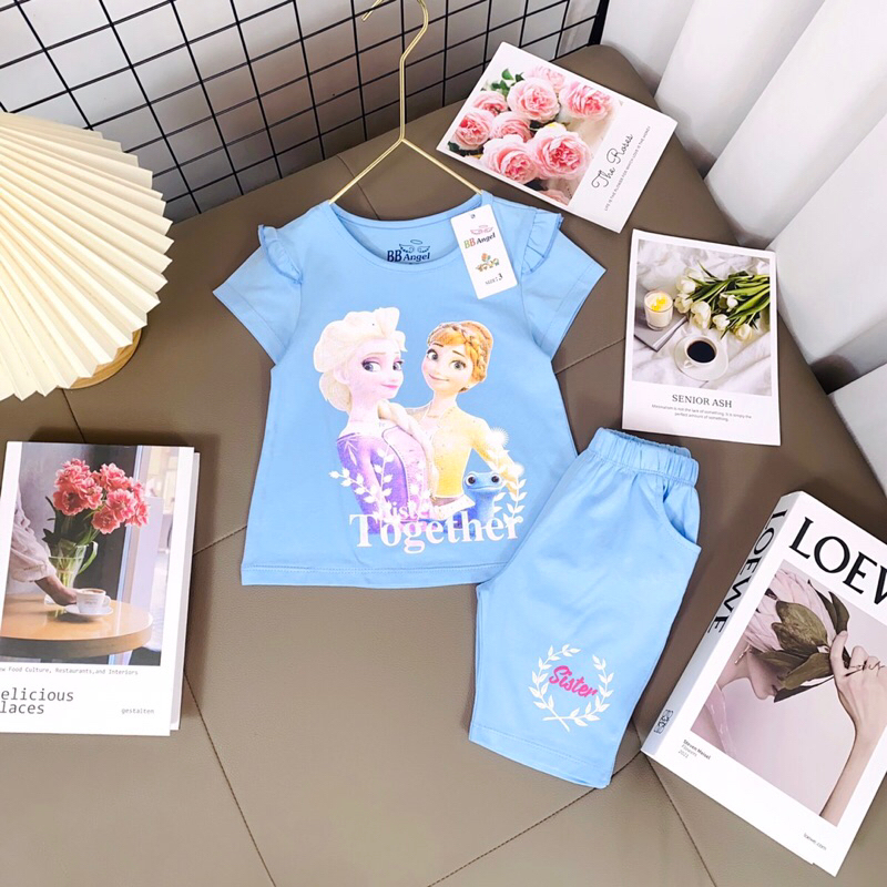Bộ cotton in hình Elsa & Anna cho bé gái dáng quần legging lửng , tay phối bèo cánh tiên siêu yêu sz 10-22kg