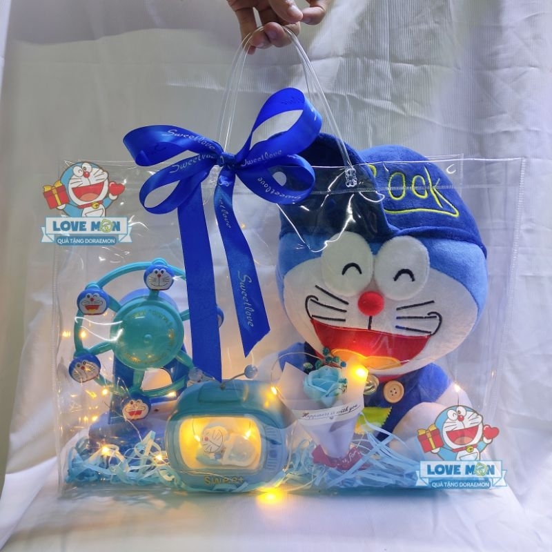 TÚI QUÀ TẶNG DORAEMON DỄ THƯƠNG, KÈM PHỤ KIỆN TRANG TRÍ VÀ LED LUNG LINH