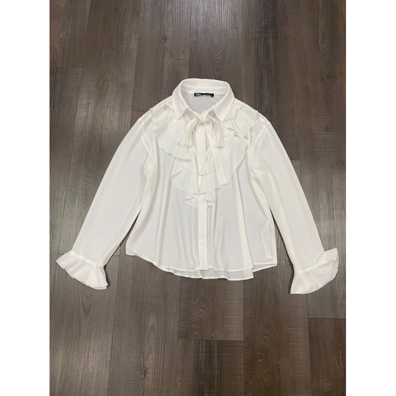 Áo sơ mi tiểu thư