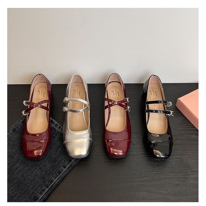 Giày búp bê nữ da bóng mũi tròn quai chéo đế cao 2cm