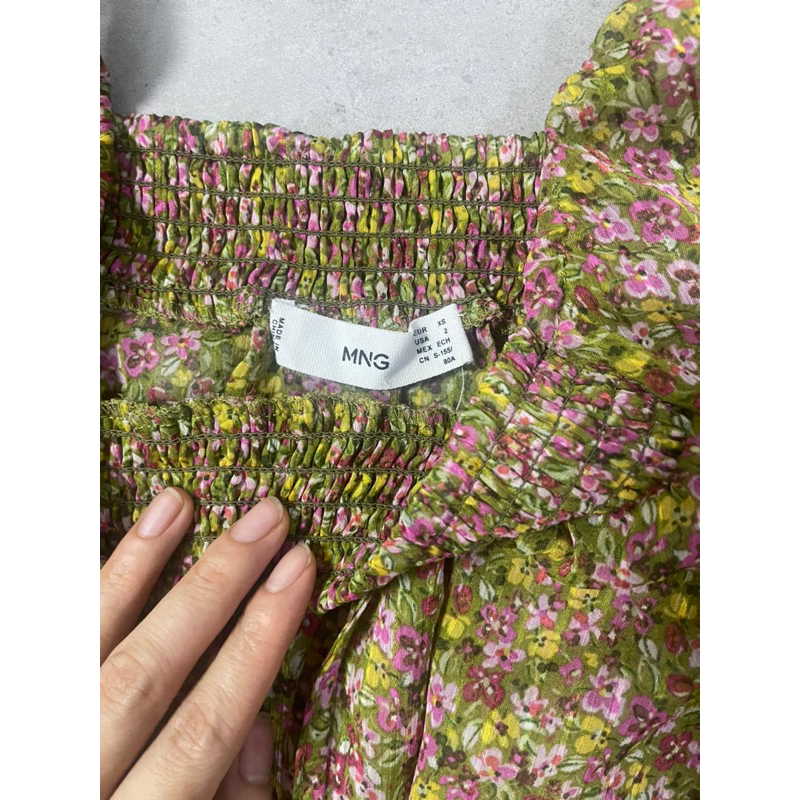 Thanh lý áo mango sz xs bo chun xinh