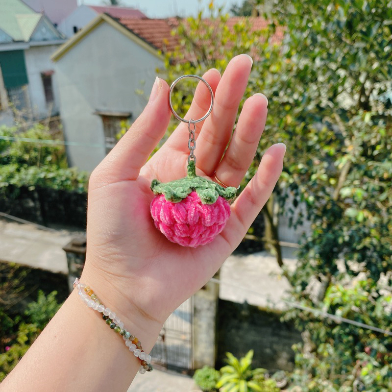 Móc khoá quả dâu tây // Móc khoá len // Len móc thủ công