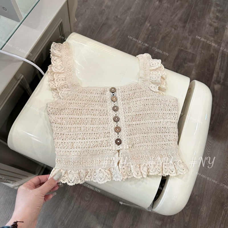Áo kiểu 2 dây bèo ren ôm khuy gỗ dáng ngắn croptop cổ vuông sexxy AK1560 - NhiNhi Shop