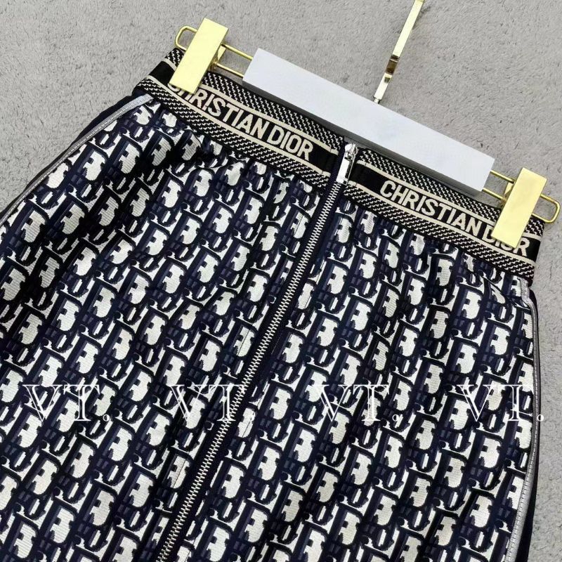 Chân váy Dior 3.2023