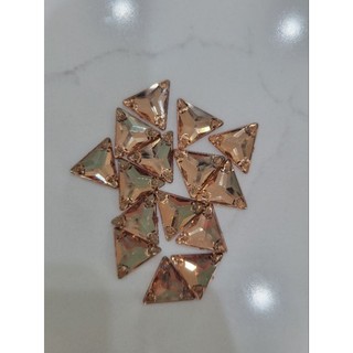 30 hạt đá nhiều màu đính trang trí.
