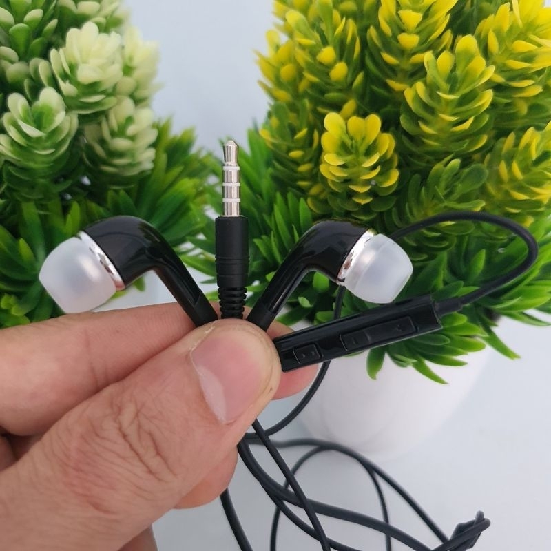 Tai Nghe Samsung S10 Lite Chính Hãng. Chân 3.5mm Dùng Được Cho Tất Cả Dòng Điện Thoại S10, Note 9, S9, Note 8, S8 . . .