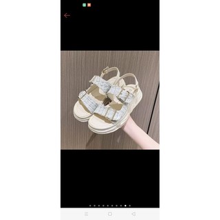 dép sandal nữ đế cao trẻ trung