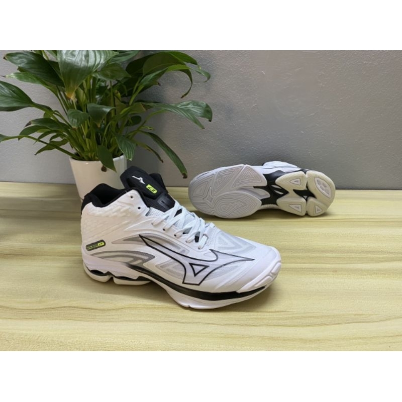 Giày bóng chuyên z7 Wave Lightning tặng tất túi