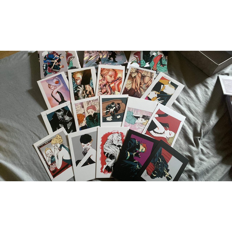 Veil  phụ kiện post card ,poster ,stande và box manga