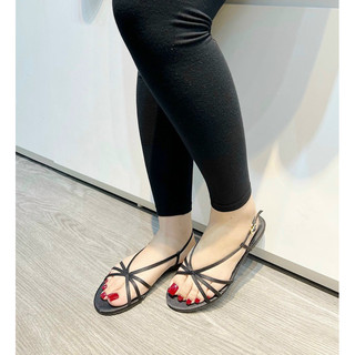 Giày sandal nữ dây xinh