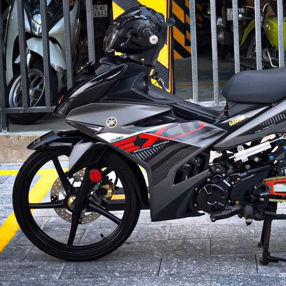 Tem Exciter 150 Y15ZR Xám Đen Nhám