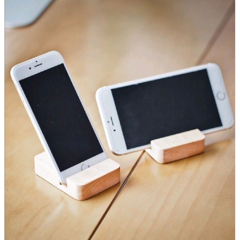 Giá kê Điện Thoại, iPad, Máy tính bảng bằng gỗ Thông nhỏ gọn tiện lợi