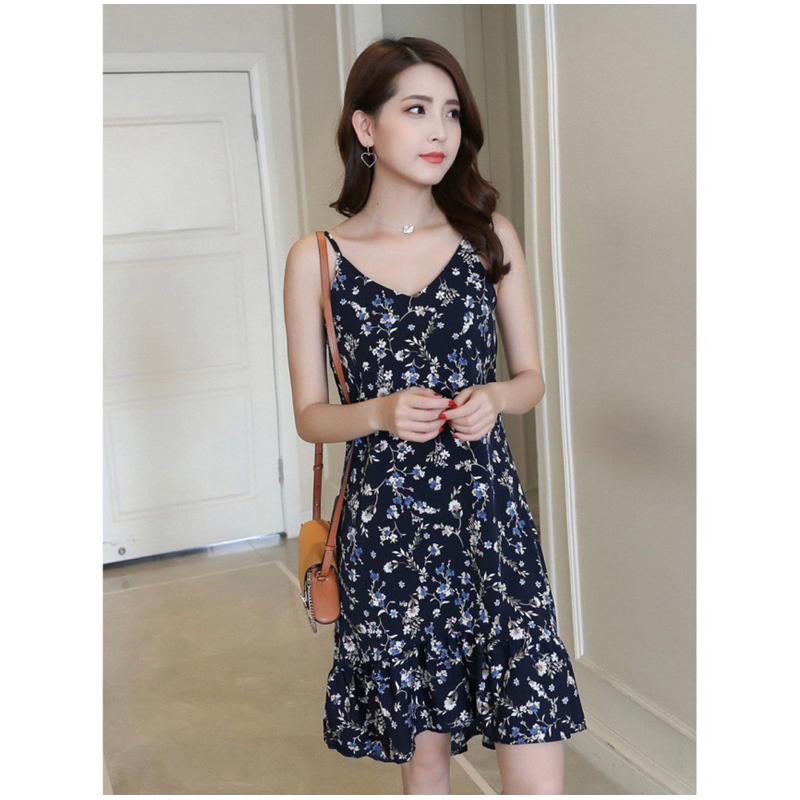 Đầm 2 Dây Form Rộng Dáng Xoè