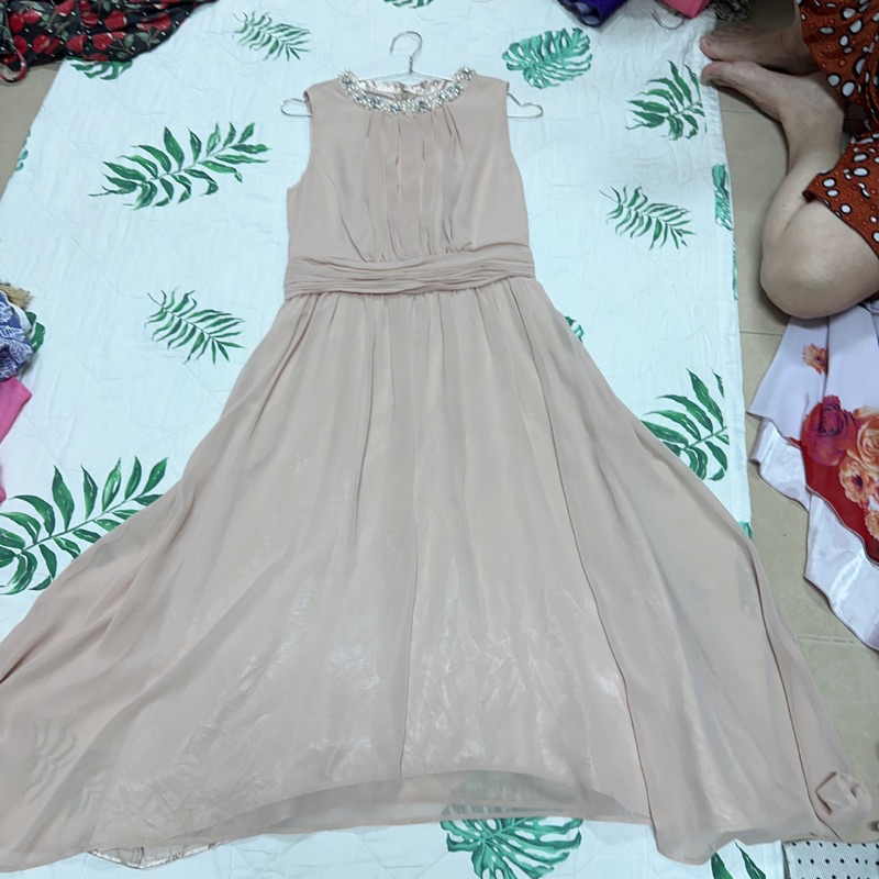 Đầm maxi dự tiệc, đầm dạ hội màu nude chất voan đẹp lắm, ngoài đẹp hơn hình