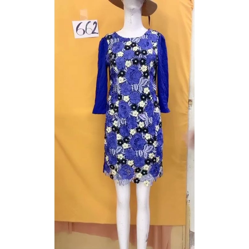 đầm ren hoa lót thun. S662