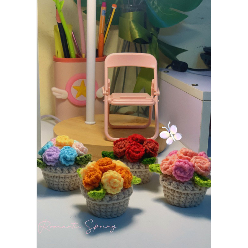 Giỏ hoa len mini