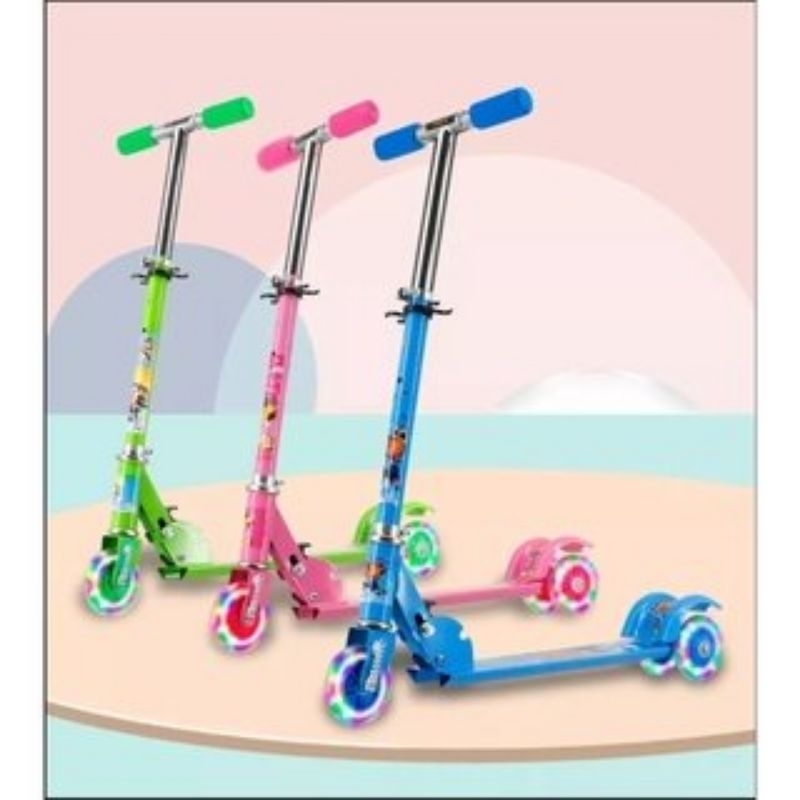 Xe Trượt Phát Sáng Scooter Cho Bé Từ 3-8 Tuổi Chịu Được Tải Trọng 100kg Có 3 Bánh, Có Hộp Đựng.