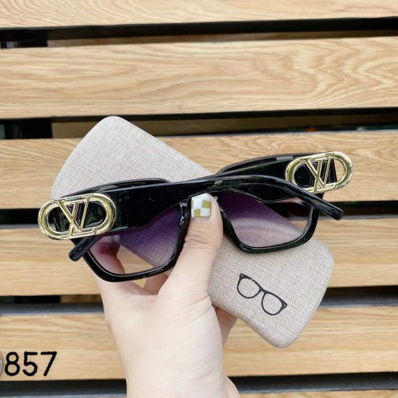 Sỉ Mắt Kính New Hot Trend