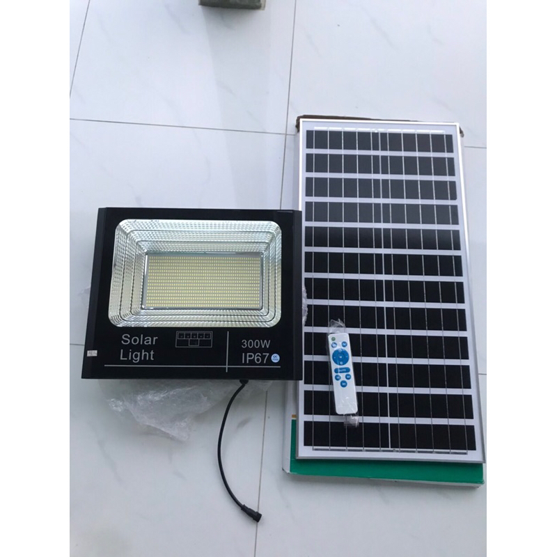 đèn năng lượng mặt trời solar ligth 300w có báo pin