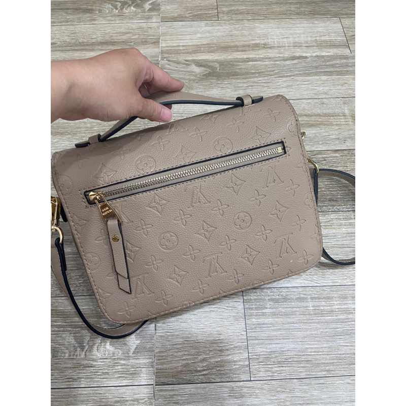 Túi si da thật LV Mentis